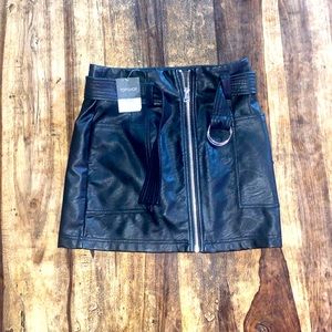 Faux black leather mini skirt with zipper and belt!